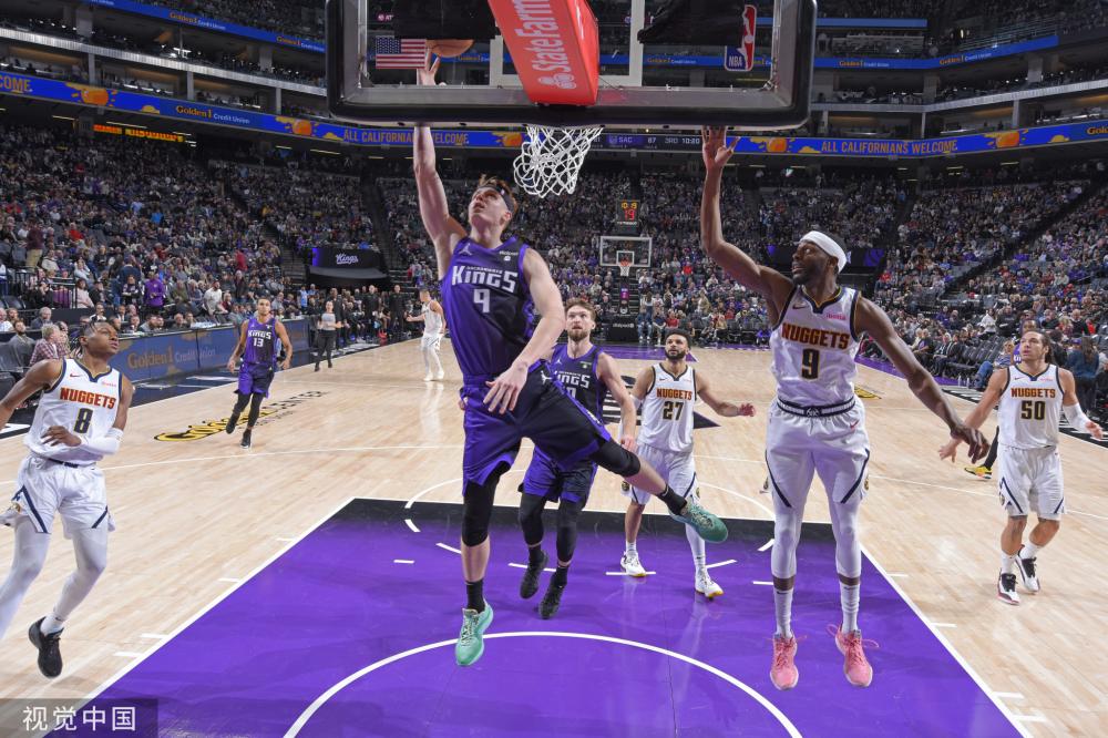 他被冠以天 他被冠以天