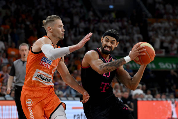 坚持不懈 坚持不懈