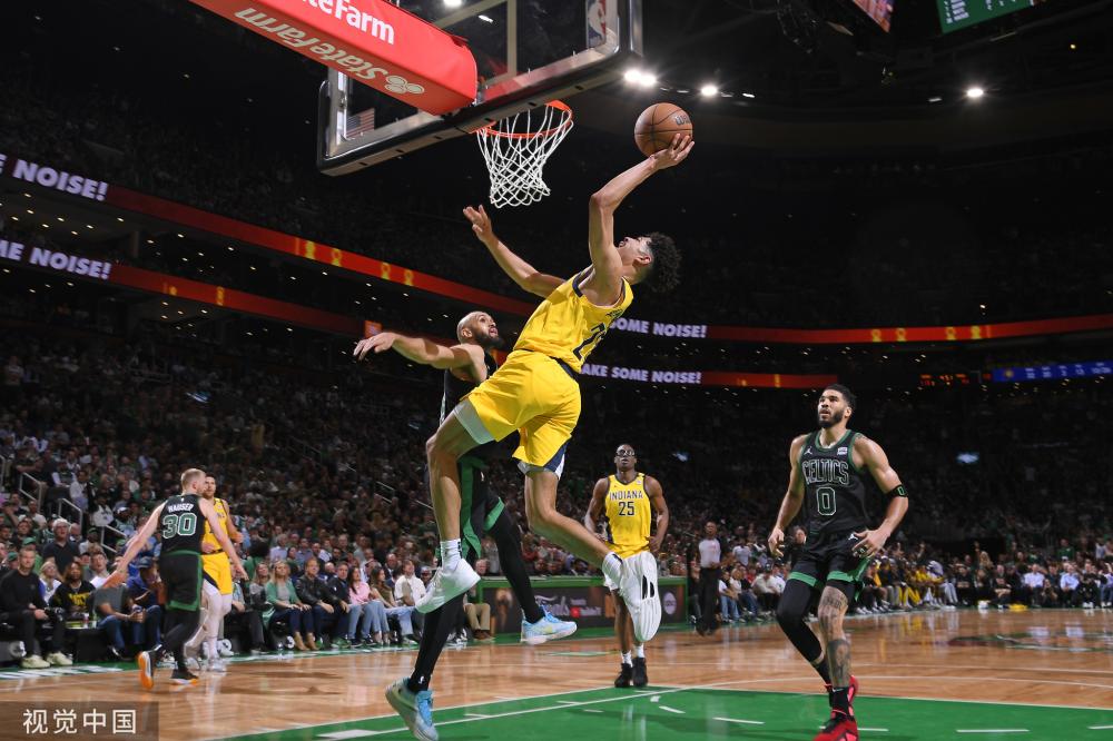 他不仅以精 他不仅以精